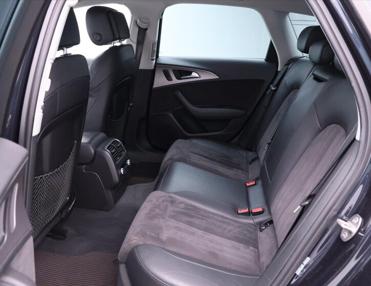 Audi A6 Allroad Kombi 3,0 l 180 kw