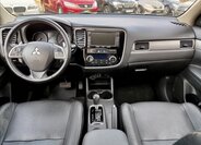 Mitsubishi Outlander SUV 2,3 l 110 kw