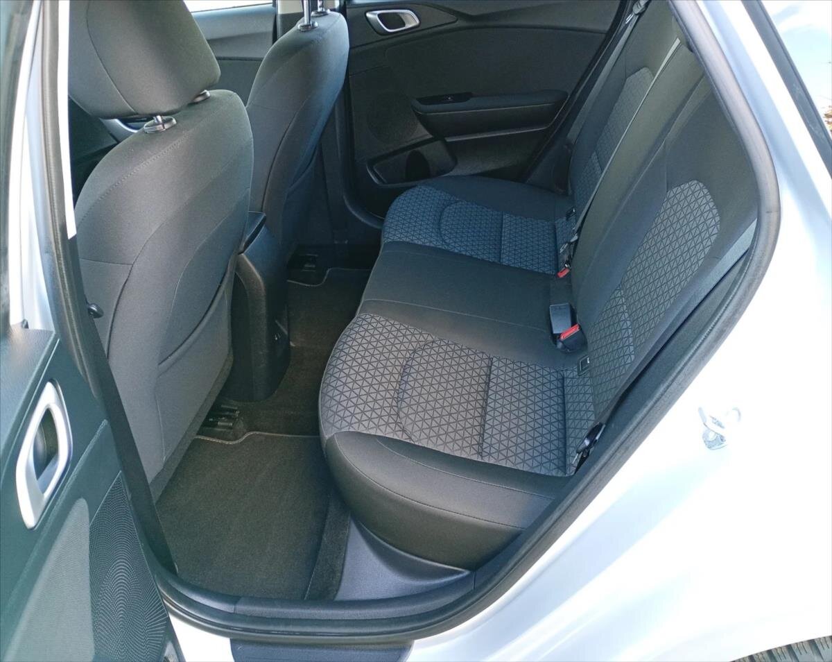 KIA Ceed Hatchback 998,0 73 kw