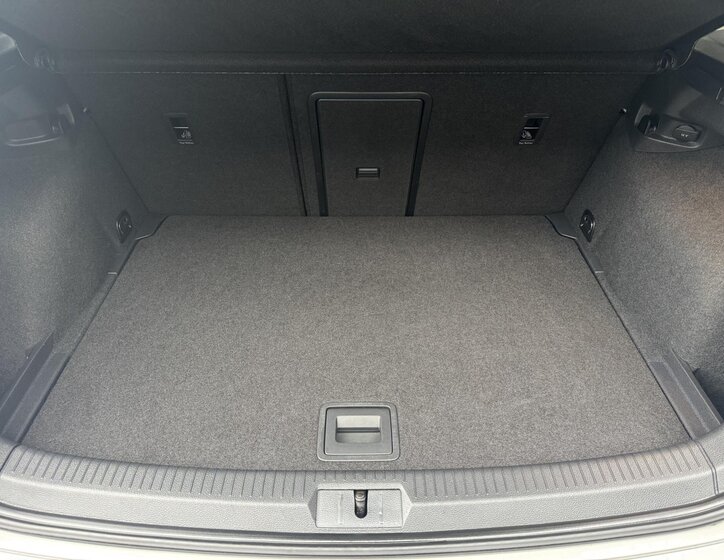 Volkswagen Golf Hatchback 1,4 l 103 kw