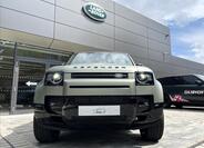 Land Rover Defender 11