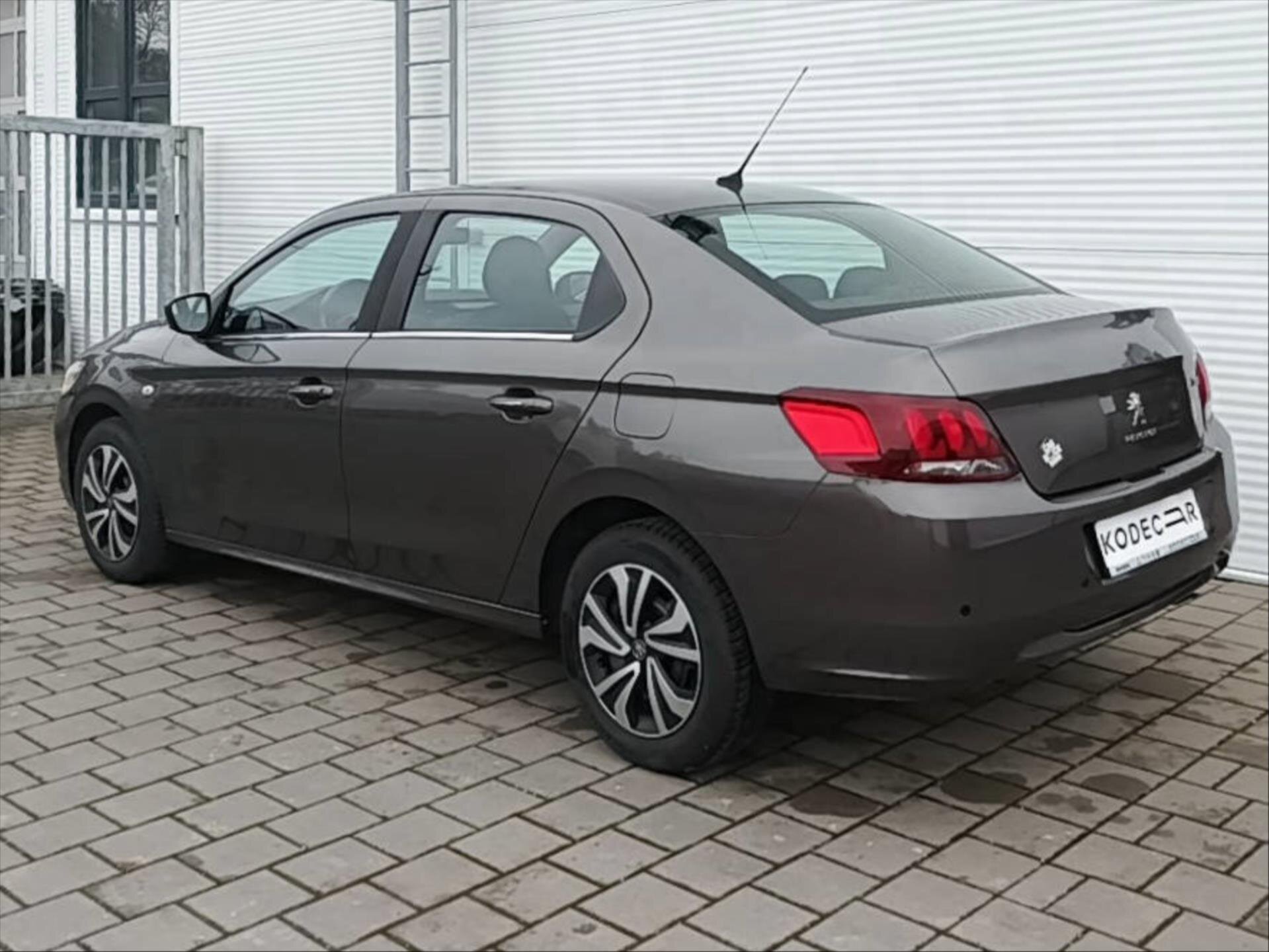 Peugeot 301