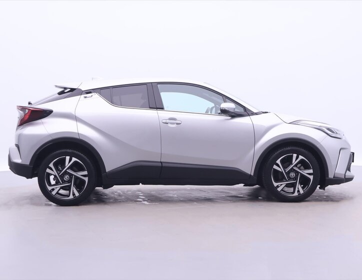 Toyota C-HR SUV 1,8 l 72 kw