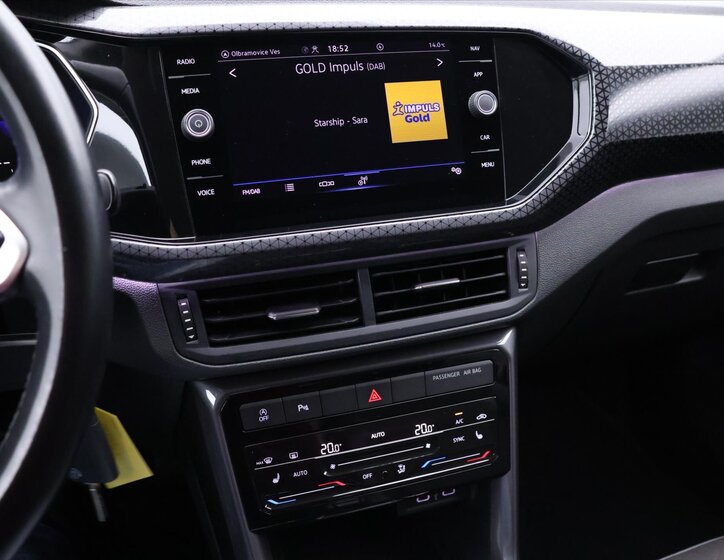 Volkswagen T-Cross 15