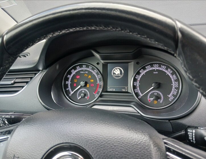 Škoda Octavia Sedan / Limuzína 1,6 l 85 kw