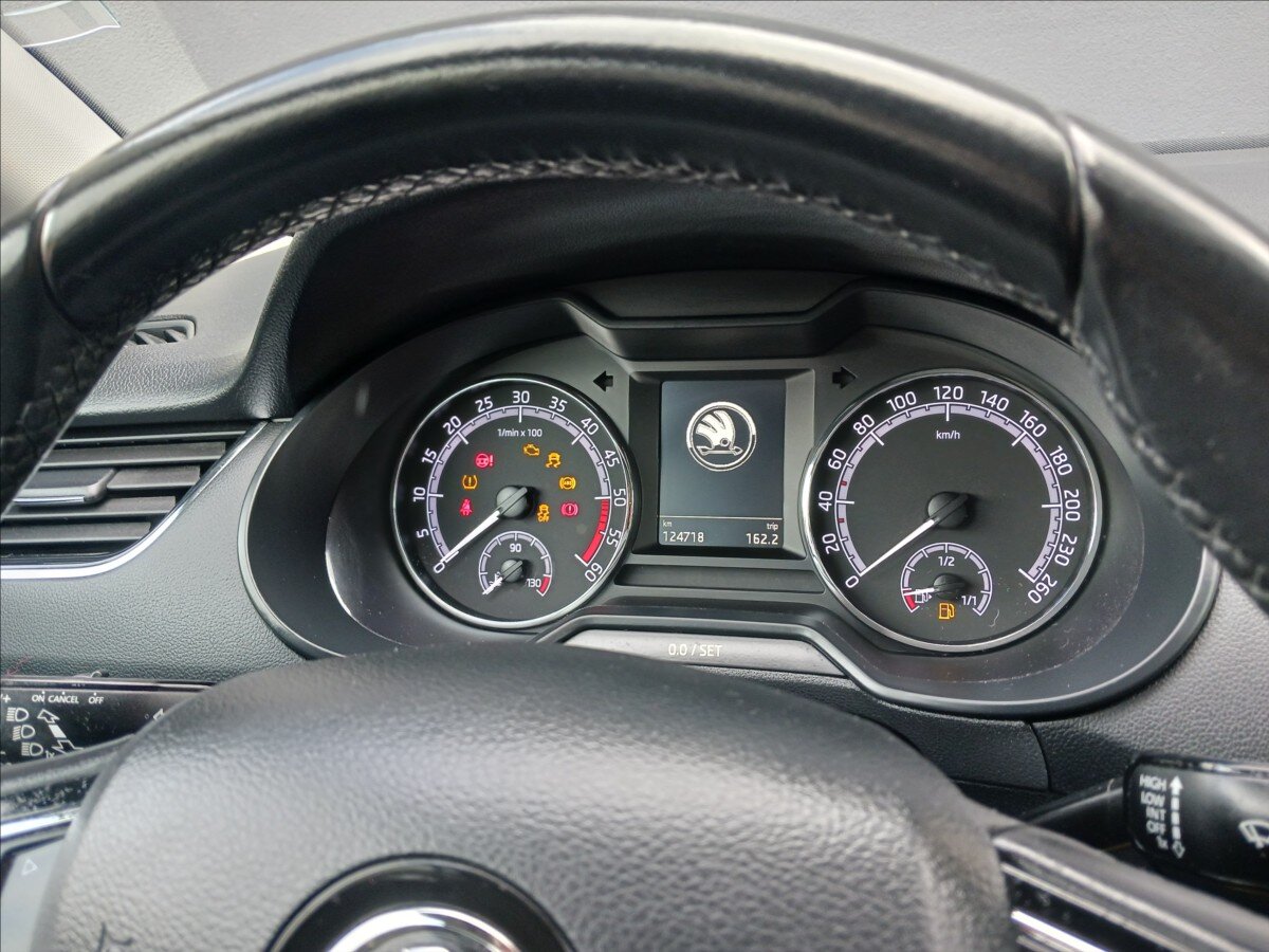 Škoda Octavia Sedan / Limuzína 1,6 l 85 kw