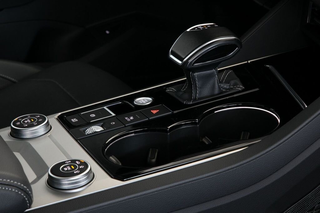 Volkswagen Touareg SUV / Terénní 3,0 l 210 kw