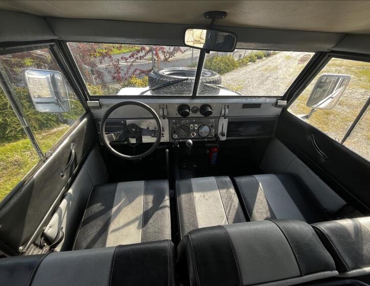 Land Rover Ostatní 22