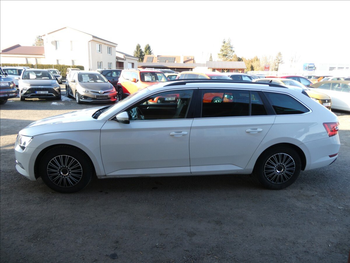 Škoda Superb Kombi 2,0 l 110 kw
