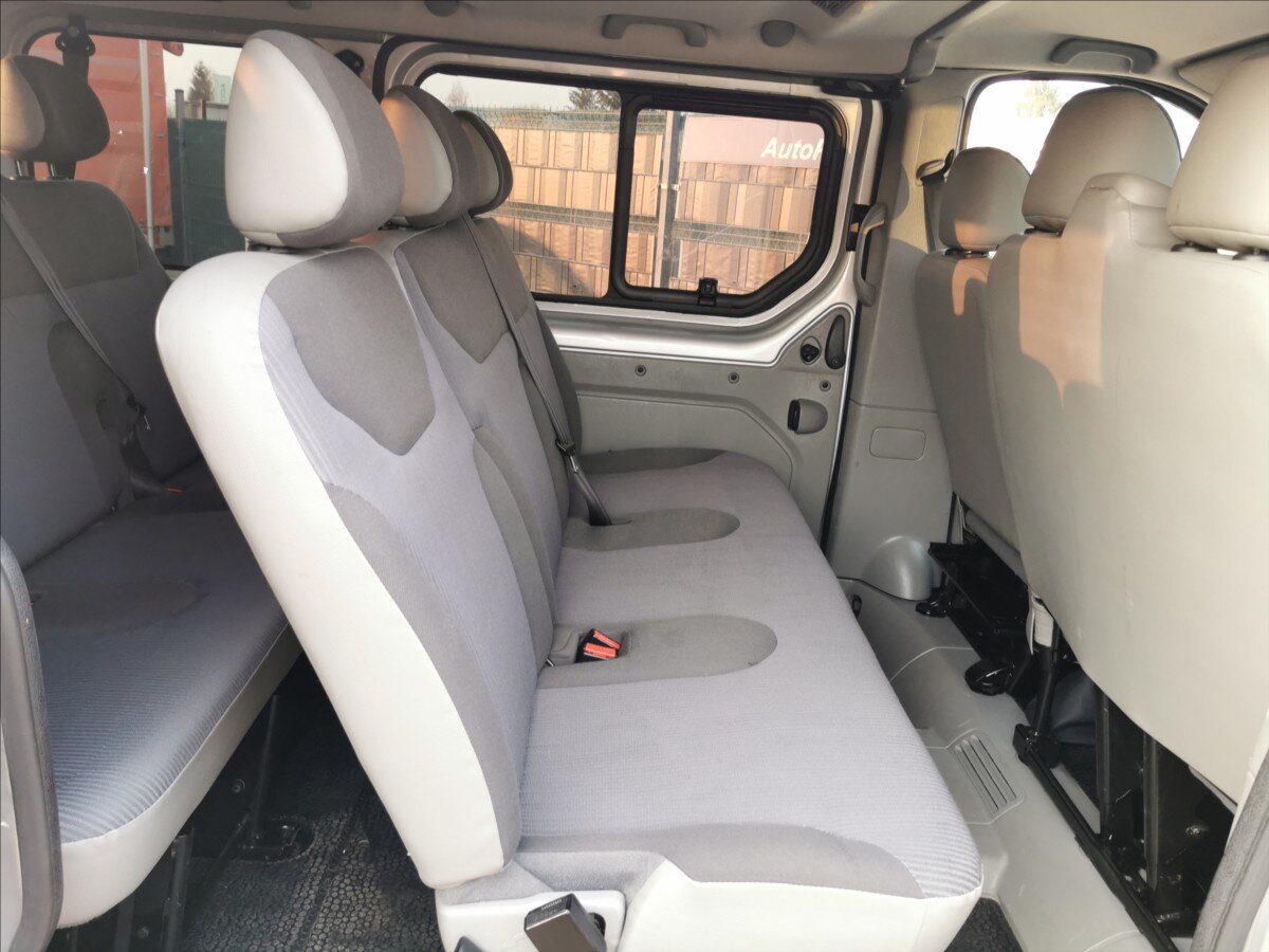 Opel Vivaro Kombi 2,0 l 84 kw