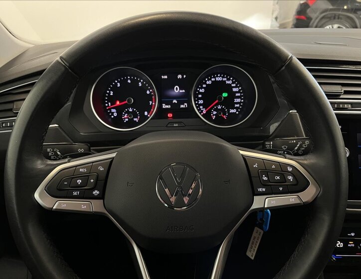 Volkswagen Tiguan 13