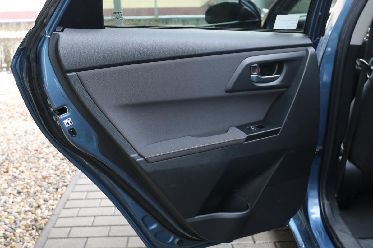 Toyota Auris Kombi 1,6 l 97 kw