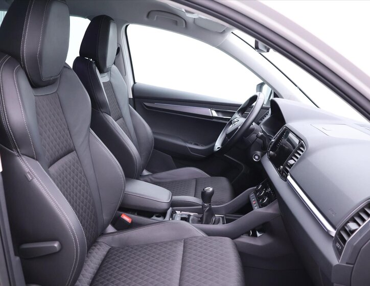 Škoda Karoq SUV / Terénní 2,0 l 110 kw