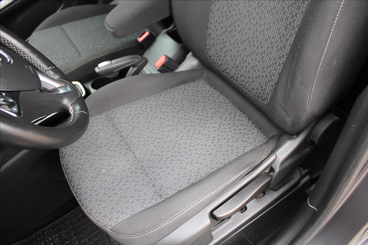 Opel Crossland X SUV / Terénní 1,2 l 61 kw