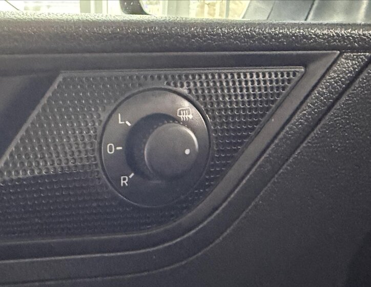 Škoda Rapid Hatchback 999,0 81 kw