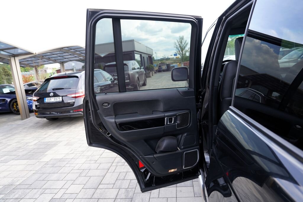 Land Rover Range Rover SUV / Terénní 4,4 l 230 kw