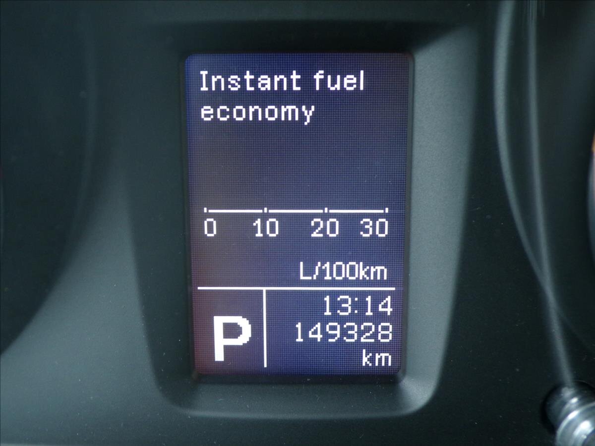 Suzuki Kizashi Sedan / Limuzína 2,4 l 131 kw