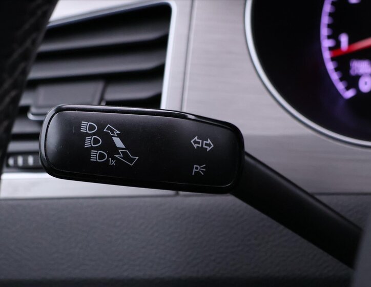 Volkswagen Golf Sportsvan MPV 1,4 l 92 kw