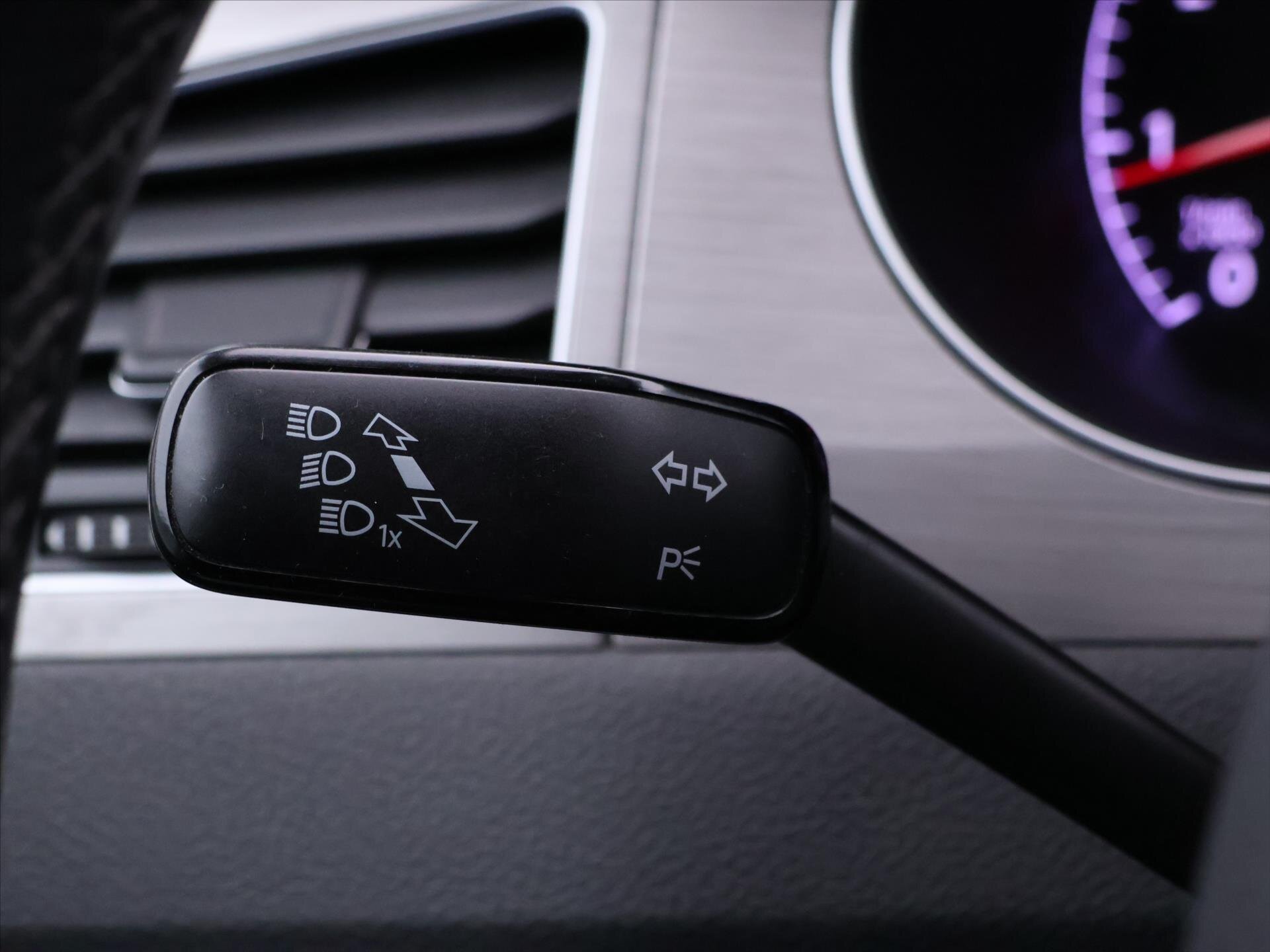 Volkswagen Golf Sportsvan MPV 1,4 l 92 kw