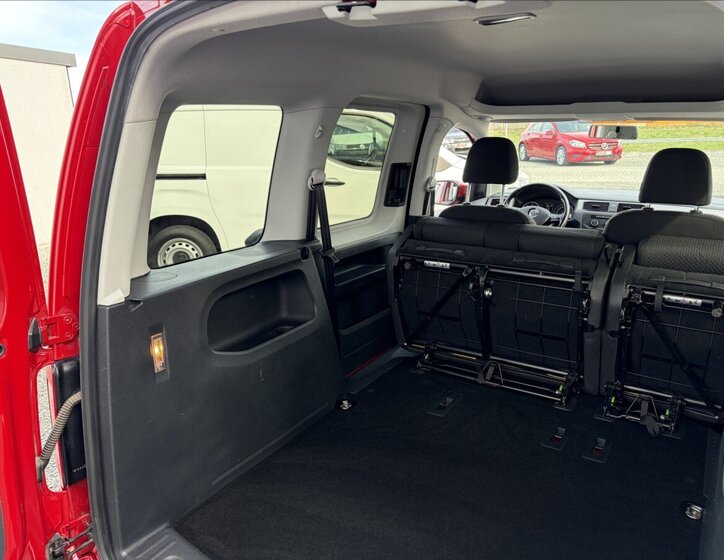 Volkswagen Caddy Kombi 2,0 l 75 kw