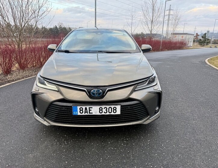 Toyota Corolla Sedan / Limuzína 0,0 72 kw