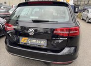 Volkswagen Passat 11