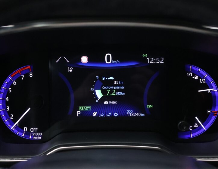 Toyota Corolla Kombi 2,0 l 132 kw