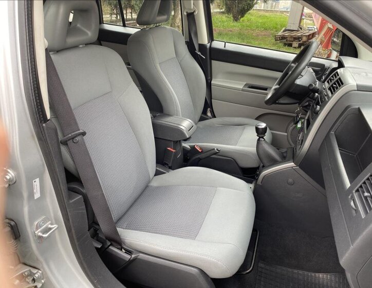 Jeep Compass SUV 2,0 l 103 kw