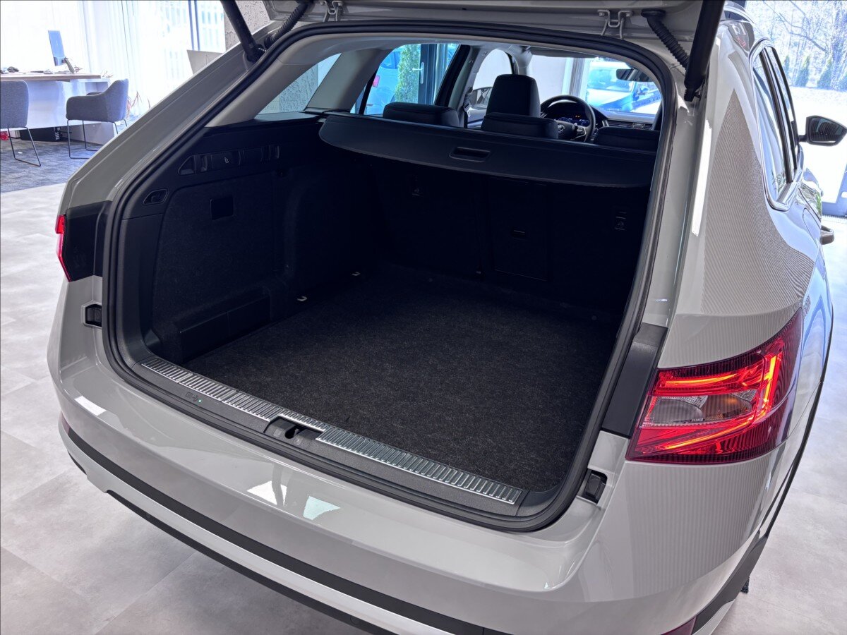 Škoda Superb Kombi 2,0 l 206 kw