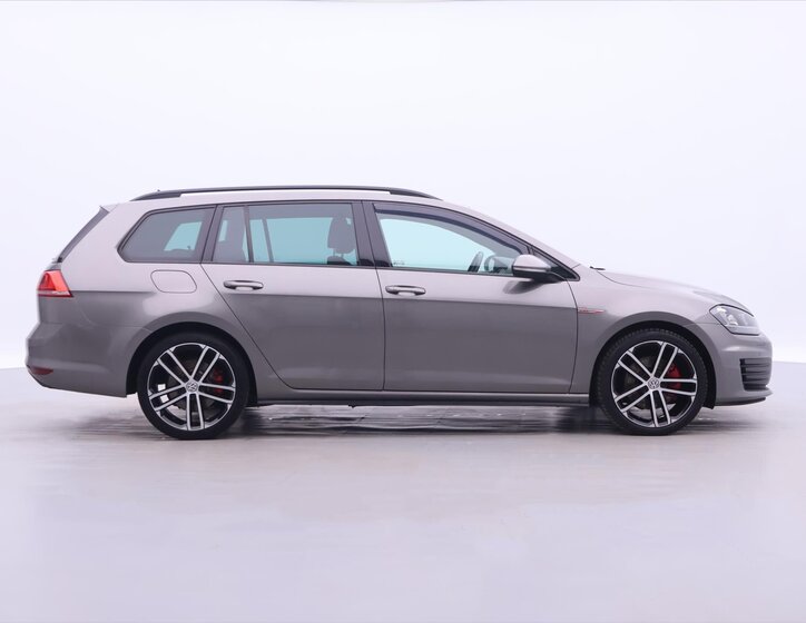 Volkswagen Golf Kombi 2,0 l 135 kw