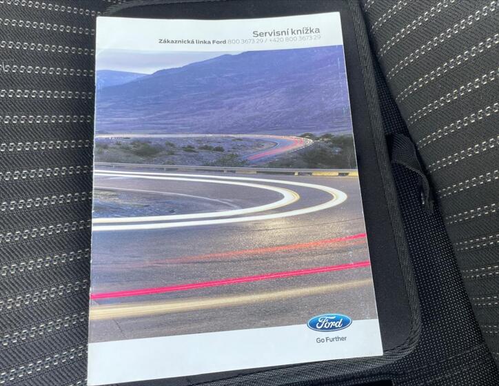 Ford Tourneo Custom 13