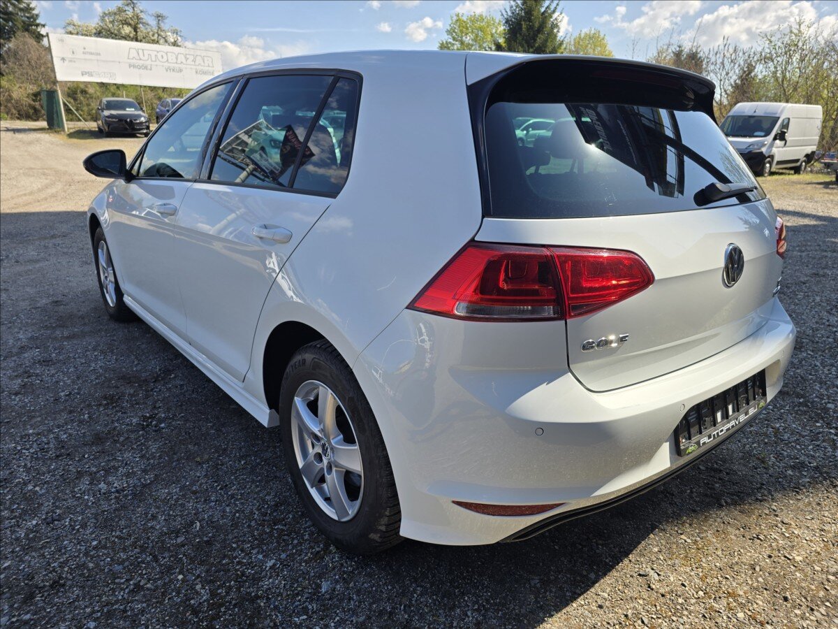 Volkswagen Golf Hatchback 1,2 l 63 kw