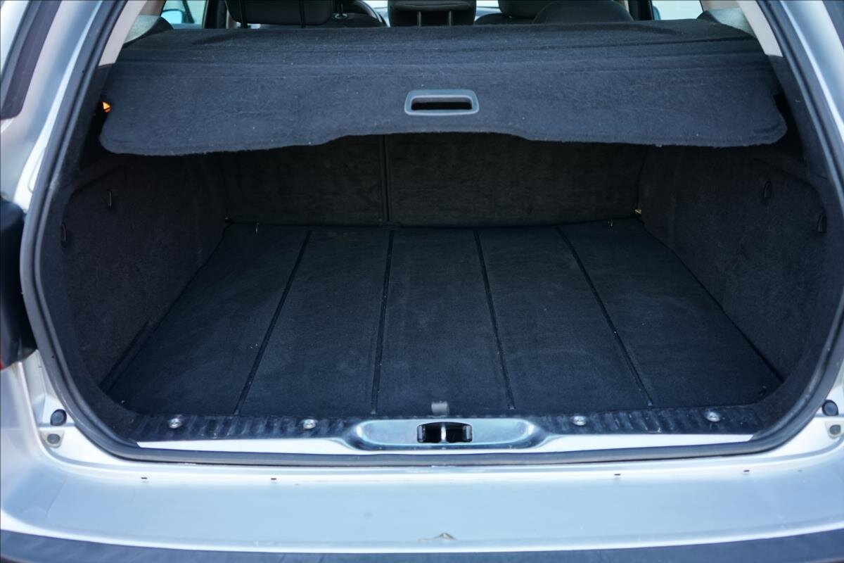 Peugeot 407 Kombi 1,7 l 92 kw