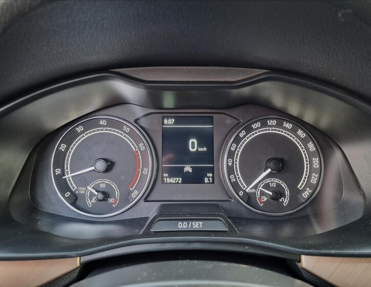 Škoda Scala Hatchback 1,5 l 110 kw