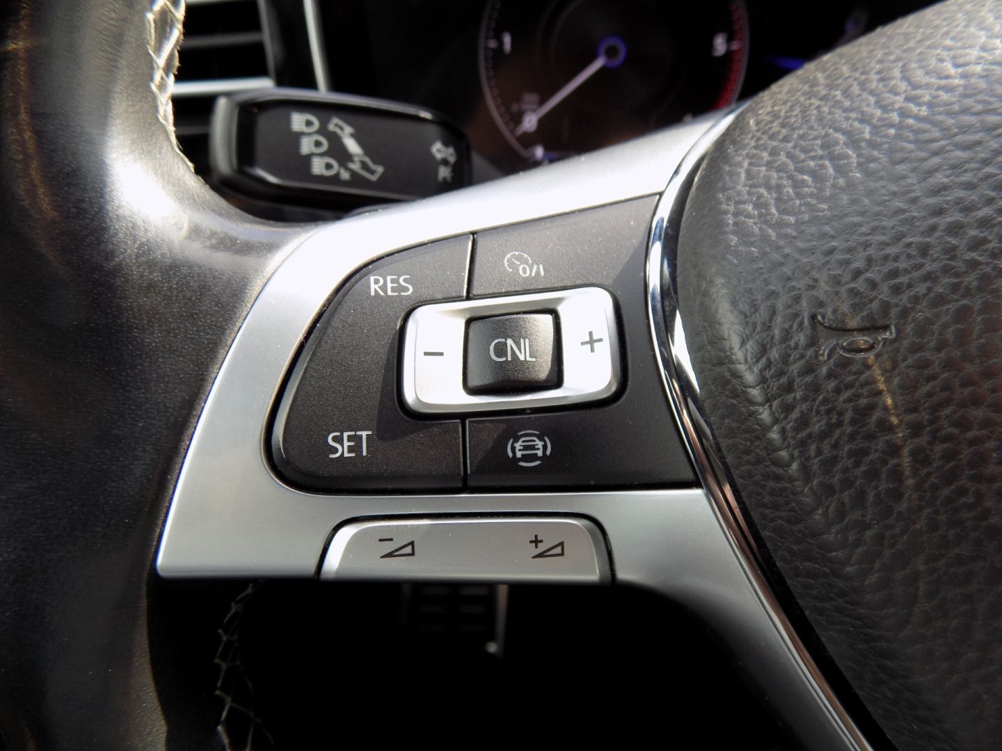 Volkswagen Touareg SUV / Terénní 3,0 l 210 kw