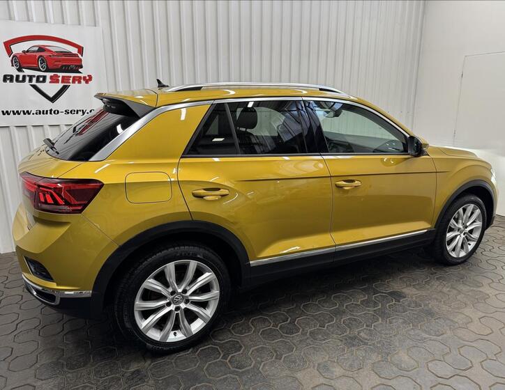 Volkswagen T-Roc 9