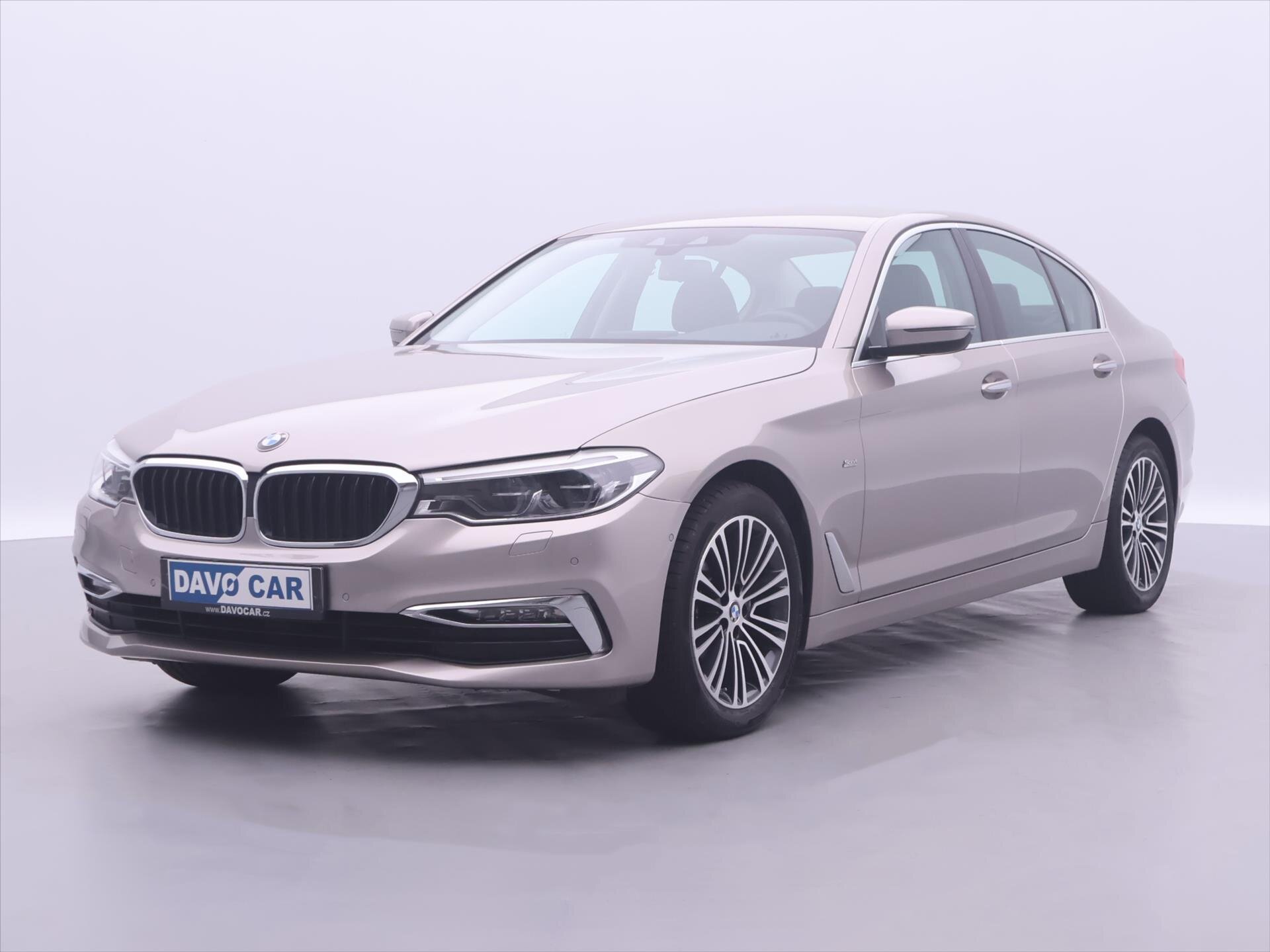 BMW Řada 5 Sedan / Limuzína 2,0 l 140 kw