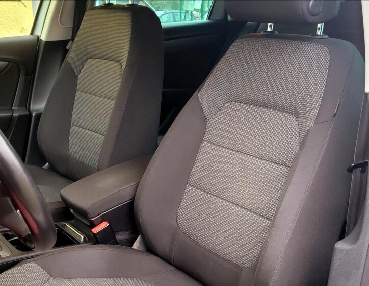 Volkswagen Passat Kombi 1,4 l 90 kw