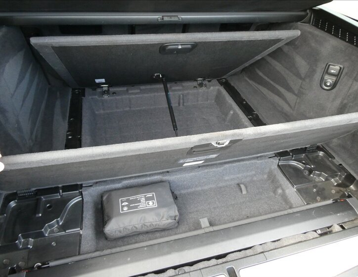 BMW Řada 5 Kombi 3,0 l 235 kw