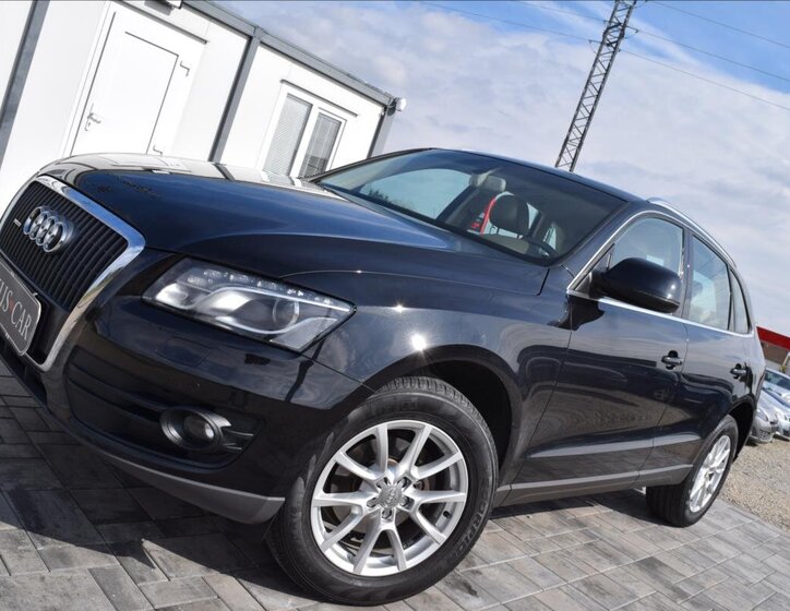 Audi Q5 SUV / Terénní 2,0 l 105 kw