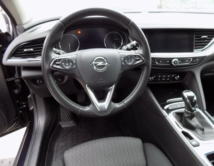 Opel Insignia 24