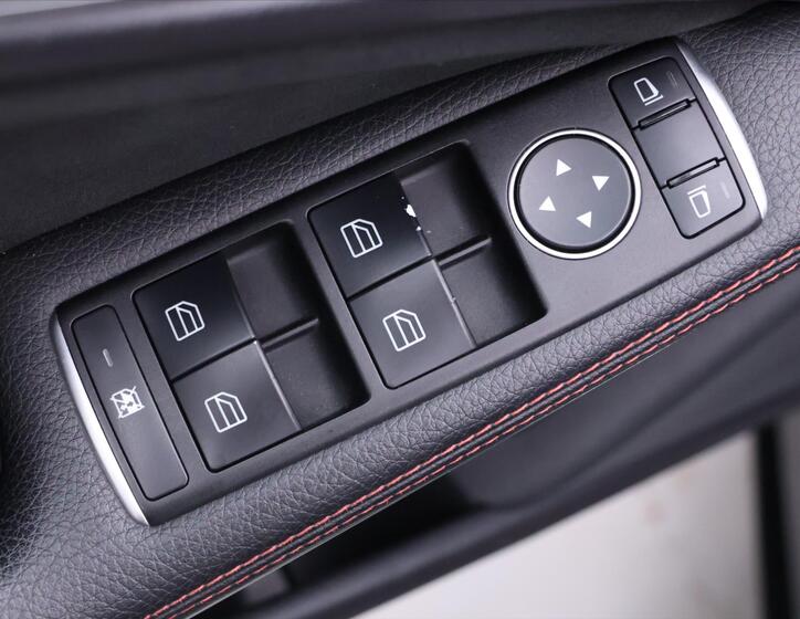 Mercedes-Benz CLA 17