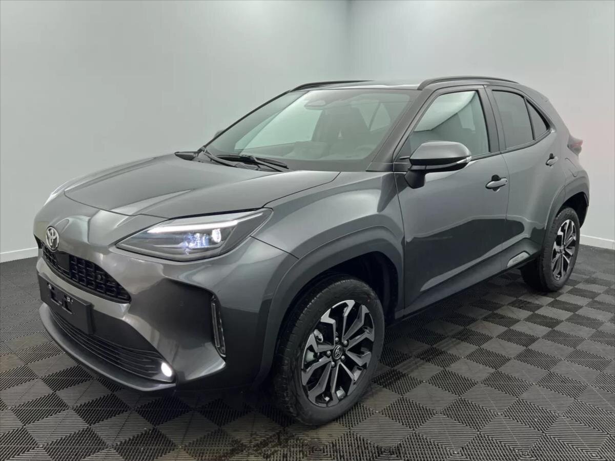 Toyota Yaris Cross SUV 1,5 l 96 kw
