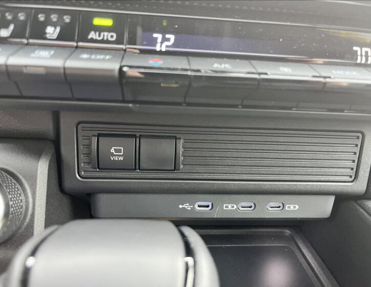 Toyota Land Cruiser Ostatní 2,4 l 243 kw