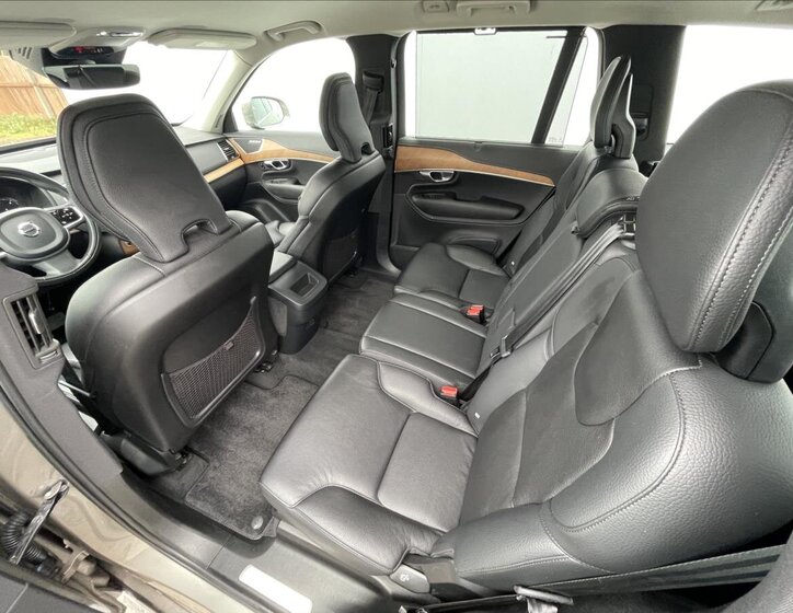 Volvo XC90 SUV 2,0 l 173 kw