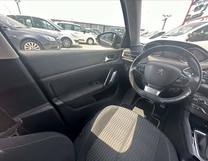 Peugeot 308 21