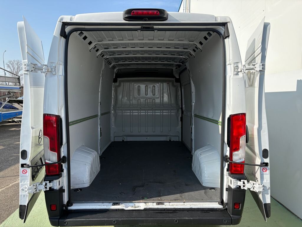 Opel Movano Skříň 2,2 l 103 kw