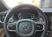 Volvo V90 8