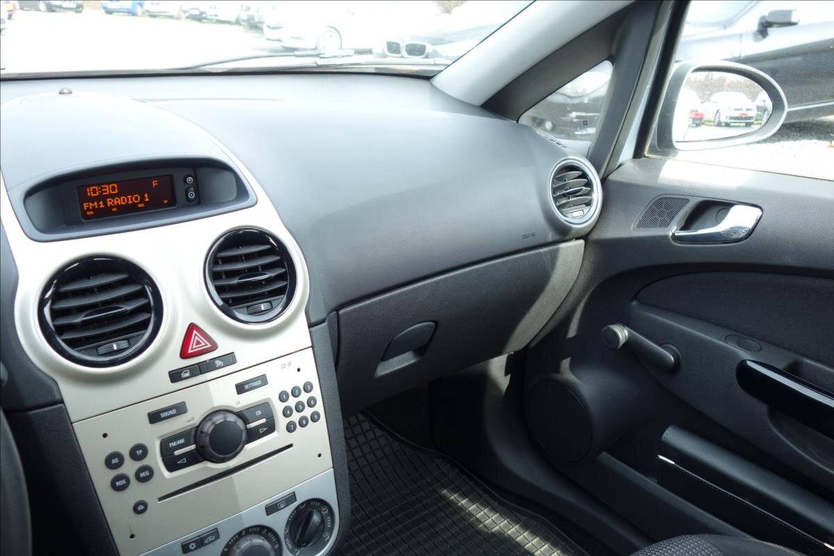 Opel Corsa Hatchback 1,2 l 59 kw