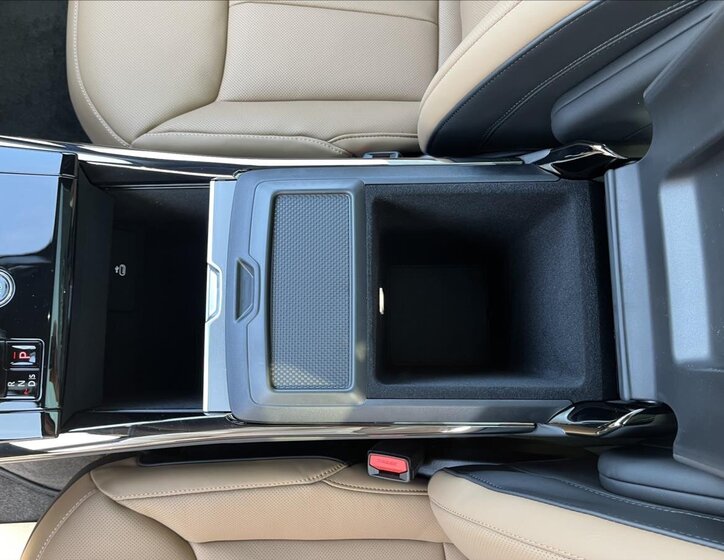 Land Rover Range Rover Sport SUV / Terénní 3,0 l 338 kw